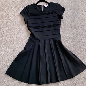 XS Parker Short Sleeve Black Dress LBD